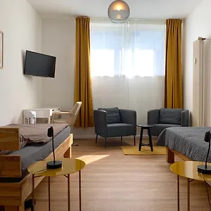  Apartment Alles Komplett - 2 Schlafzimmer, Grosse Kueche, Bad Deutschland